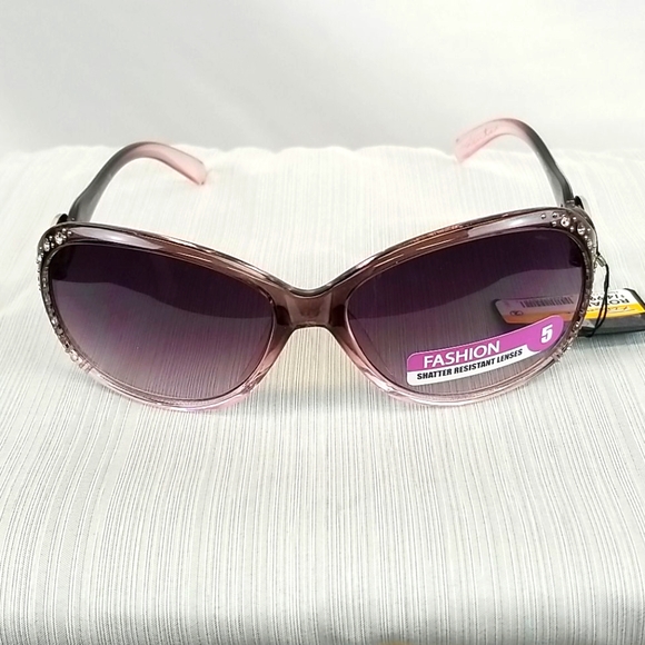 Piranha ladies purple sunglasses, must bundle